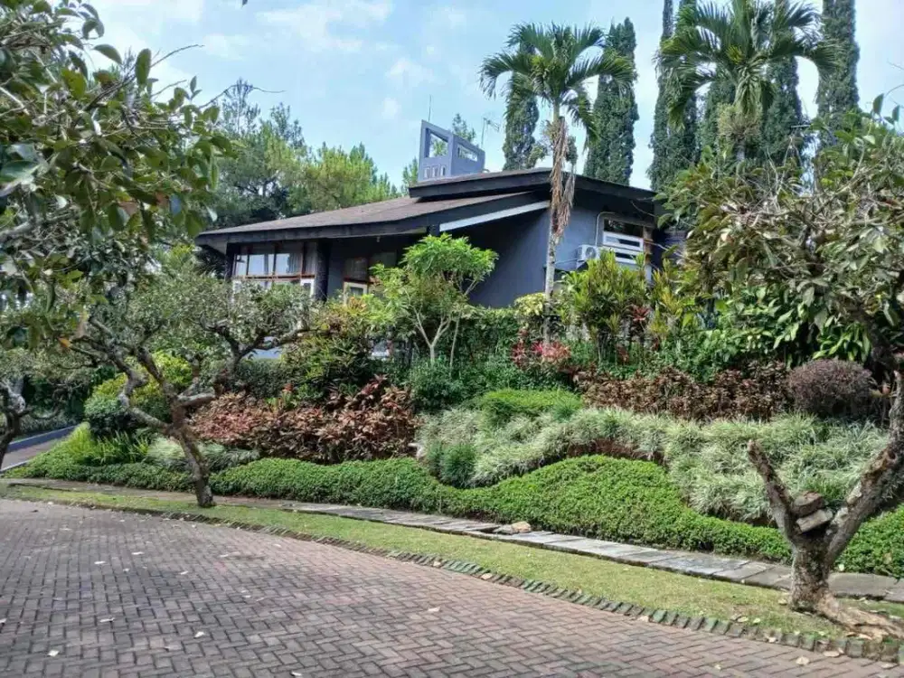 DiJual Villa Club Bunga Dekat Jatim Park