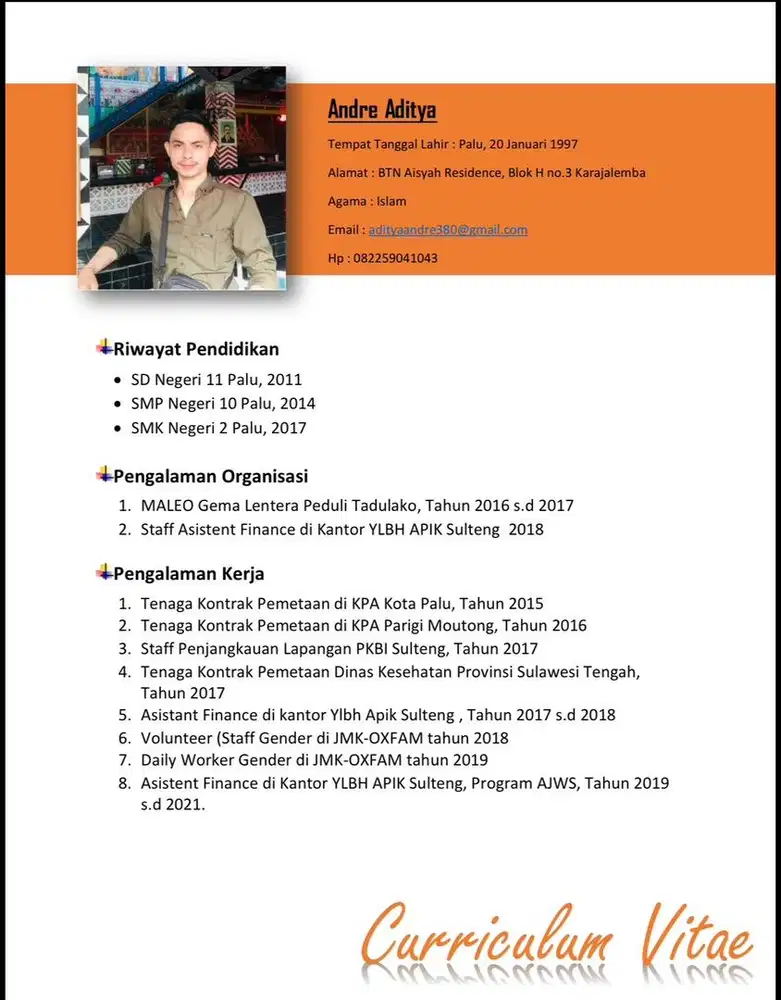 Mencari lowongan pekerjaan