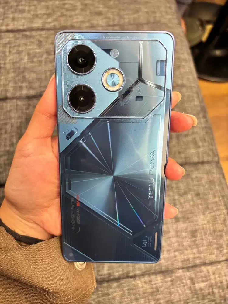 WTS ANDROID TECNO POVA 6 - 8/256 (tangan pertama)