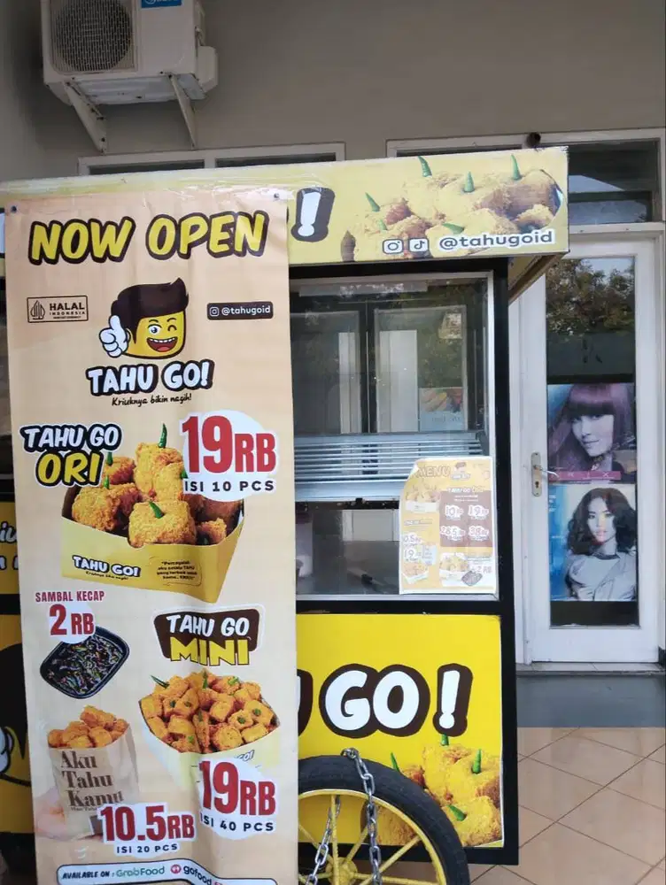 gerobak ( bekas tahu go )