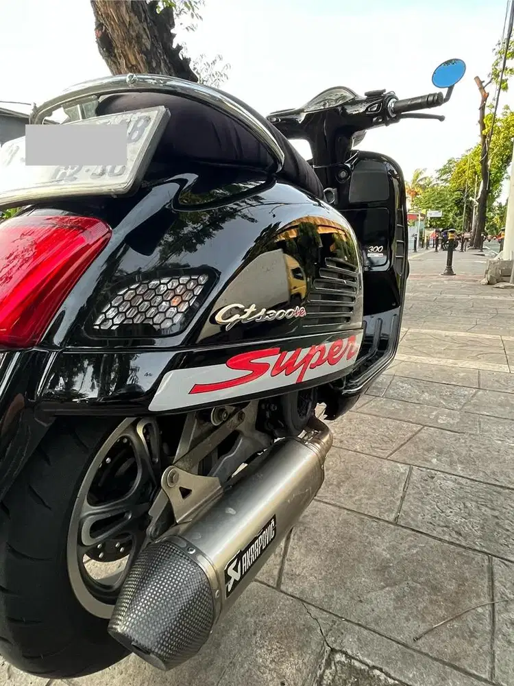 Vespa gts murah