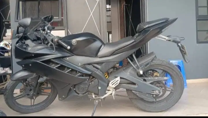 Dijual R15,pajak on bodi mulus mesin normal