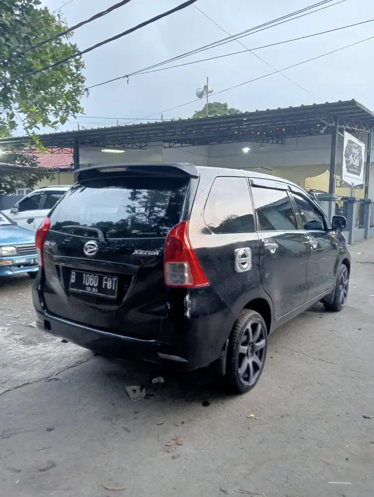 Daihatsu Xenia 2014 Bensin