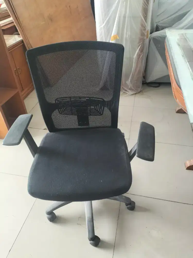 Kursi kantor roda informa