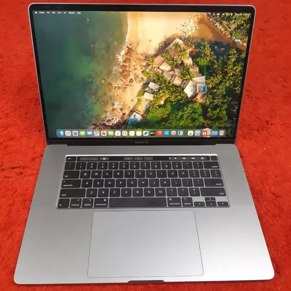 Macbook pro 2019 layar 16 inch ram 32gb ssd 1tb i9 mulus bisa cod