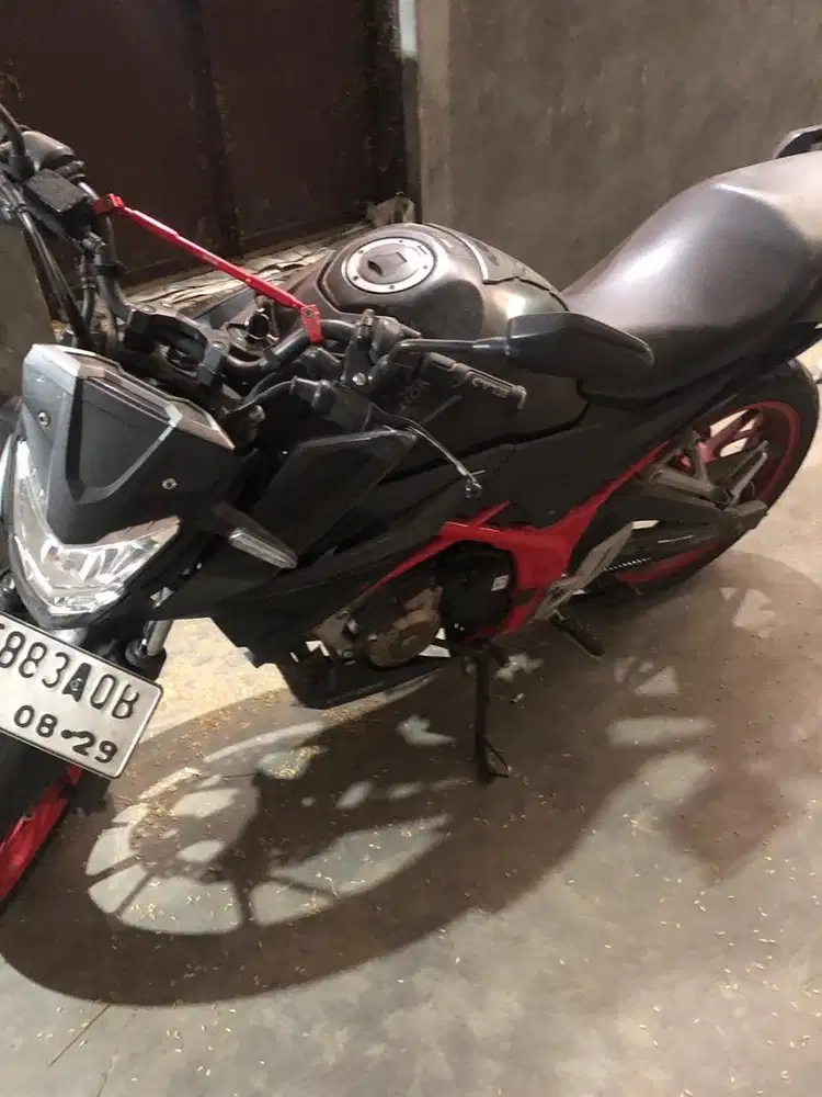 Cb 150r se barang istimewa
