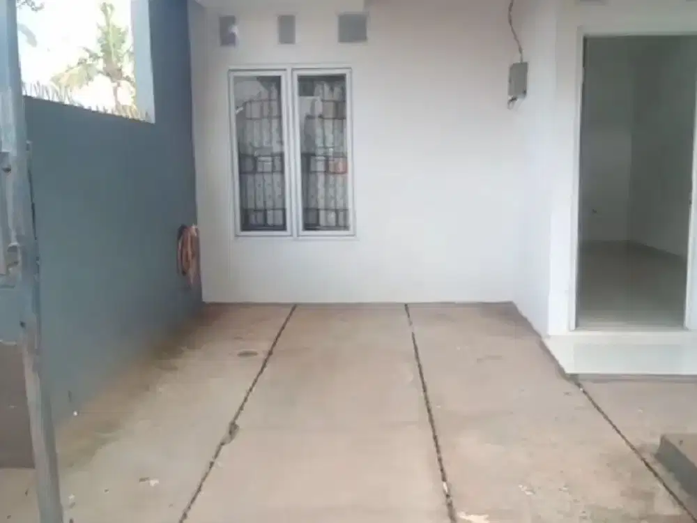 Disewakan Rumah di dekat Bintaro Exchange, Stasiun Jurang Mangun