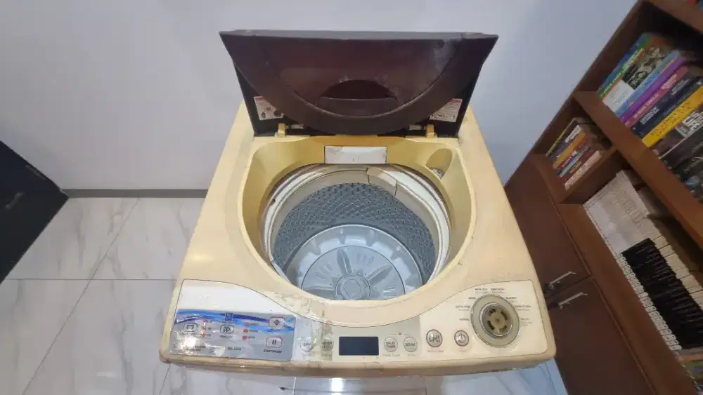 Mesin Cuci Polytron Zeromatic 1 Tabung