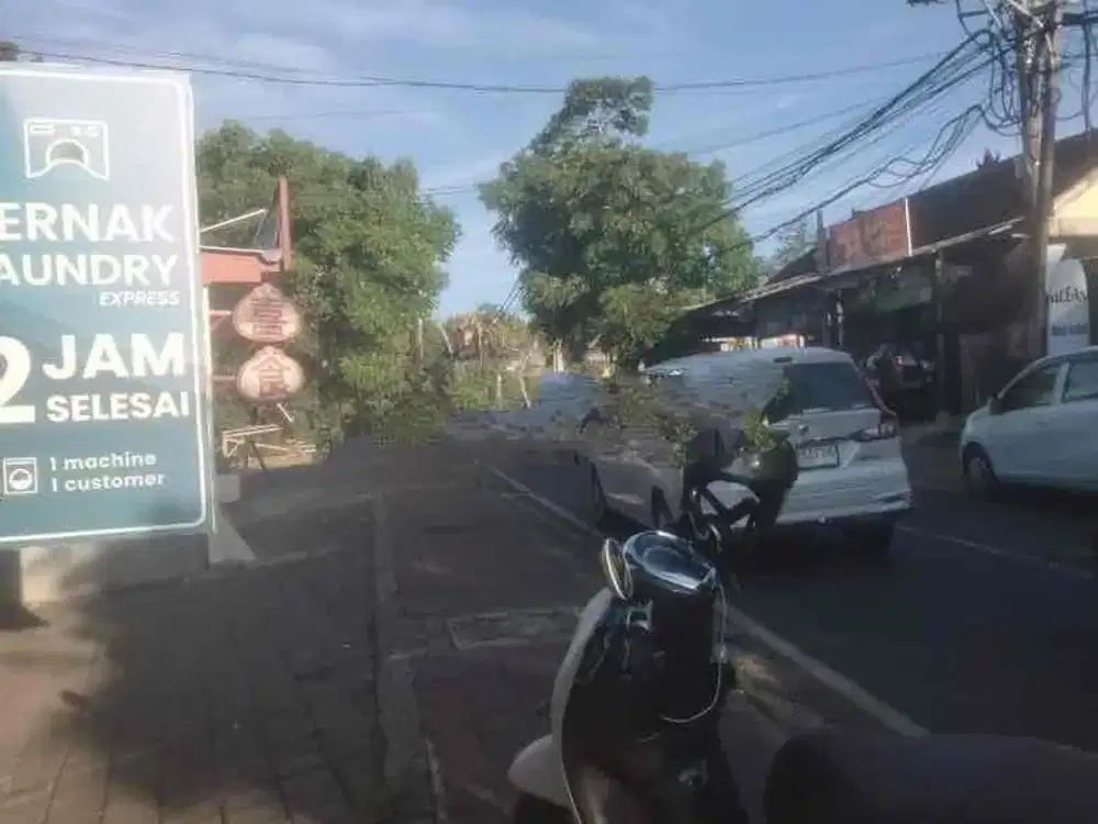 Tanah sewa di mainroad Labuan sait Pecatu cocok untuk usaha