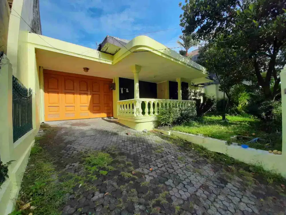 Rumah 1 lantai di jalan Titiran kota bandung