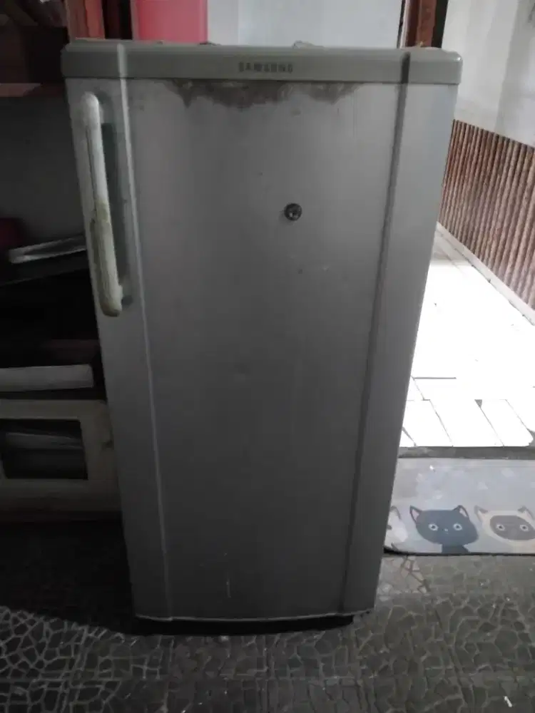 Lemari es Samsung 1 pintu