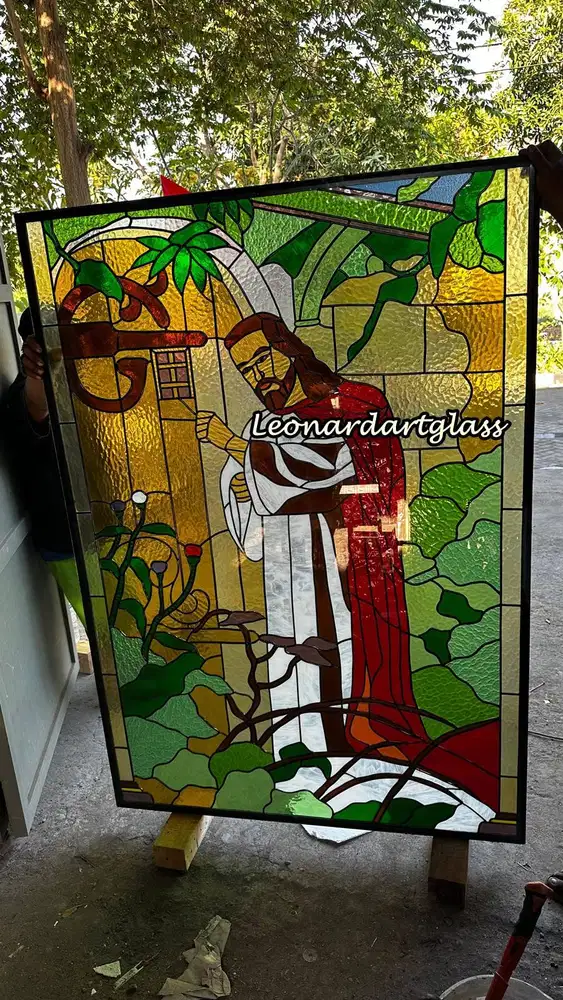 KACA PATRI INDONESIA / STAINED GLASS GEREJA