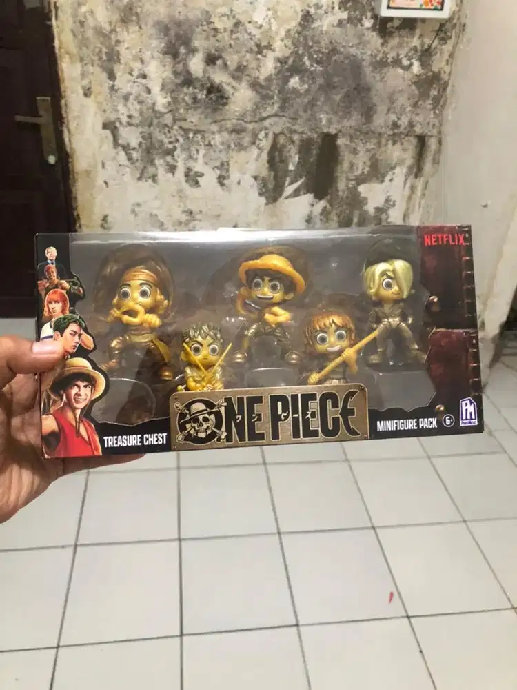 One Piece Treasure Chest – Koleksi Pribadi (Masih Segel)