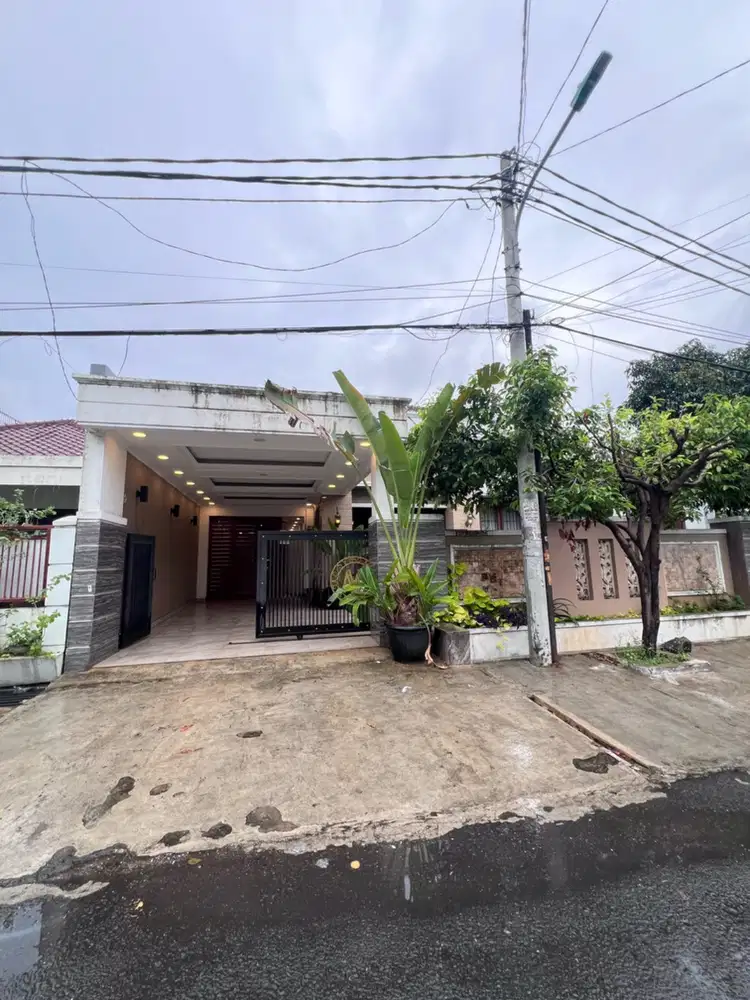 SEWA RUMAH MEWAH DI RAWAMANGUN JAKARTA TIMUR