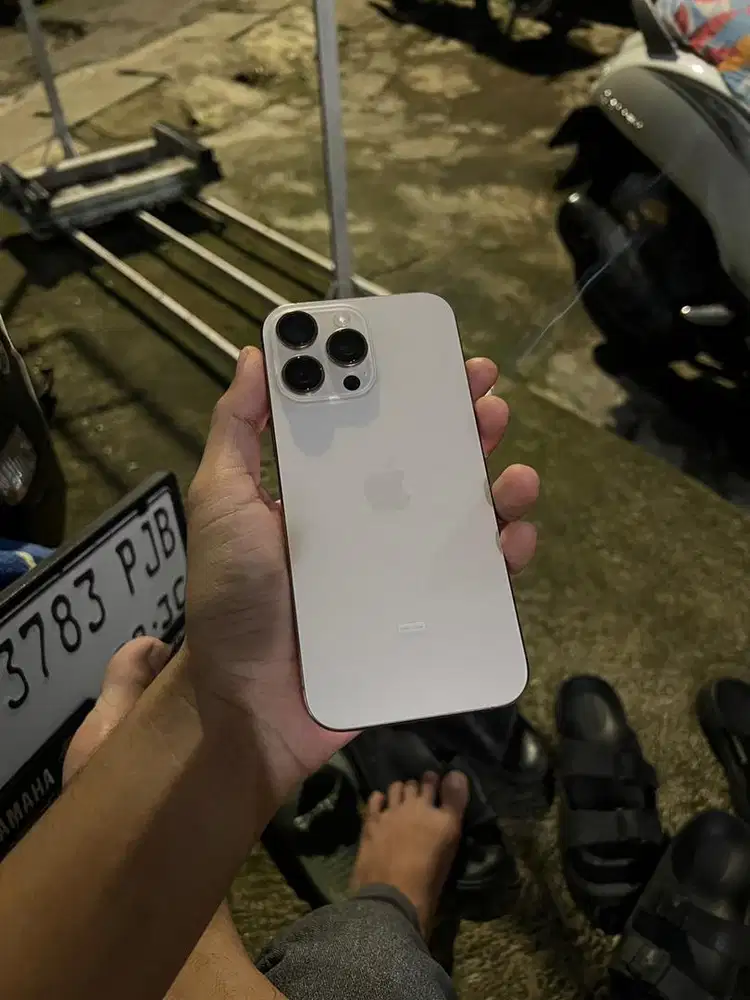 iphone 16 Promax 256 Ibox