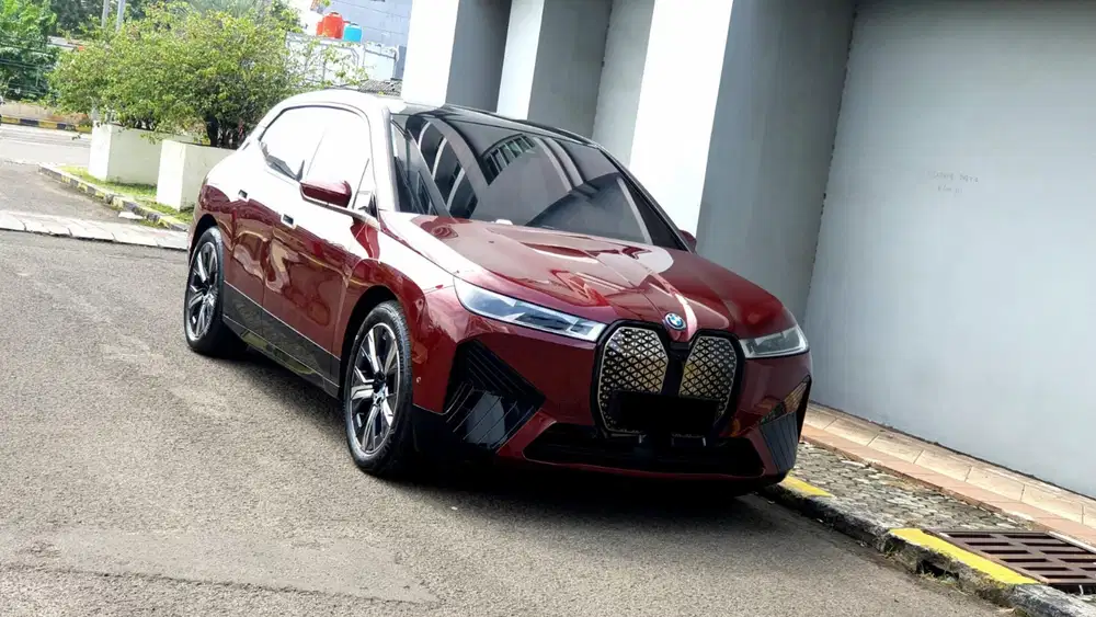 BMW iX xDrive x Drive 40 Fullspec AT Merah 2023/2024