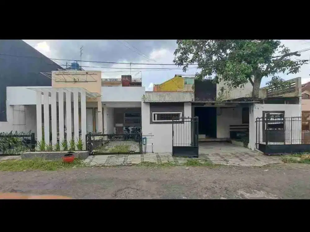 RUMAH GRIYASANTA SUHAT MALANG