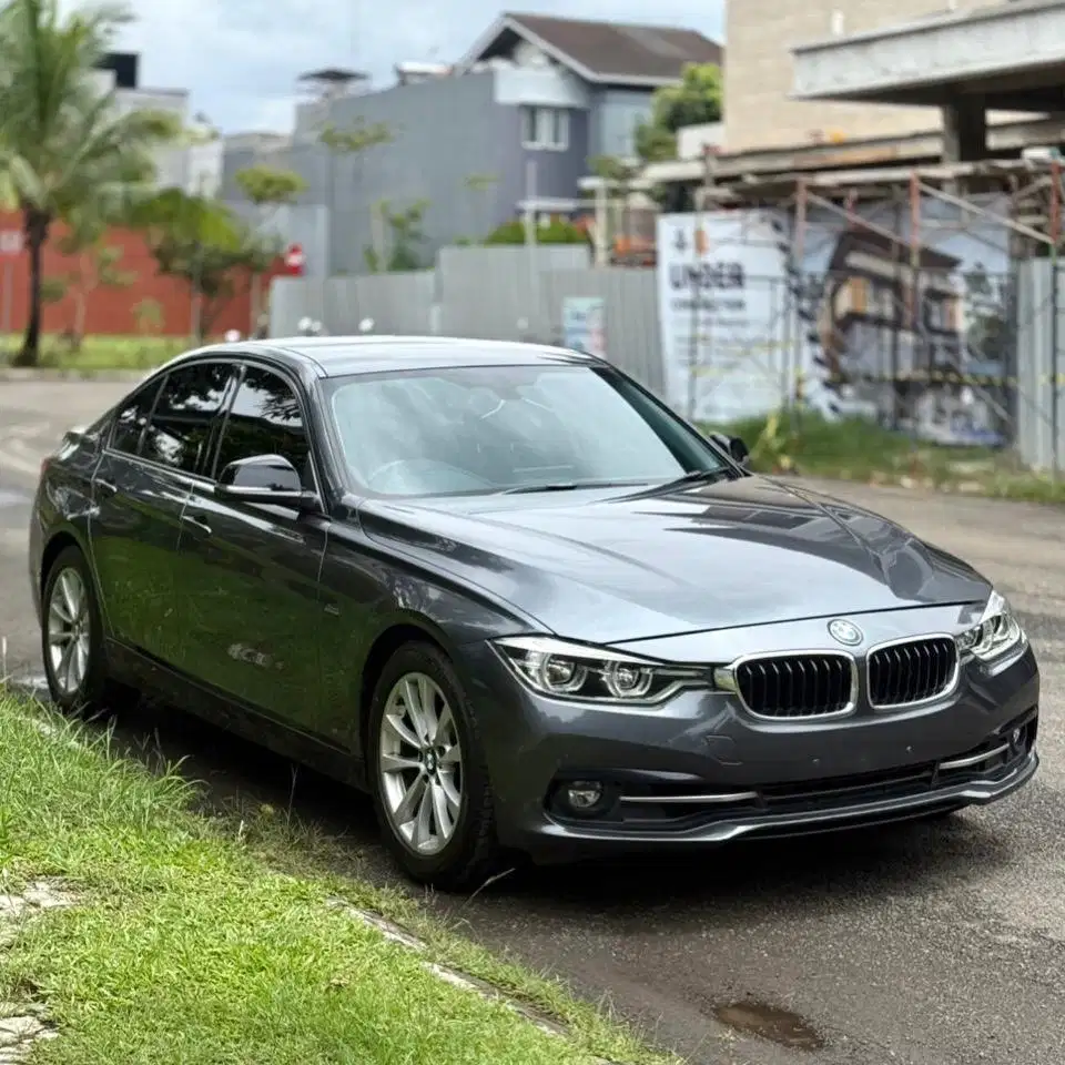 (CASH) BMW 320i F30 Sport LCI Facelift 2018