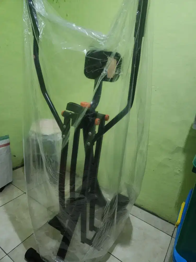 Dijual Air walker merk kinetic berwyn