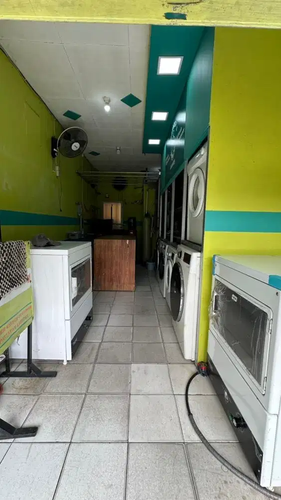 Dijual Paket Mesin Cuci & Dryer Laundry