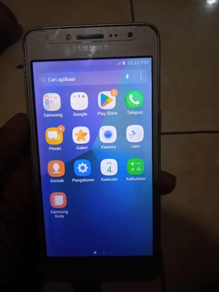 Dijual hp Samsung J2 prime ram 2/16 msh bagus