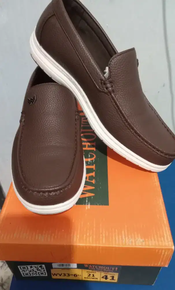 Sepatu watchout original
