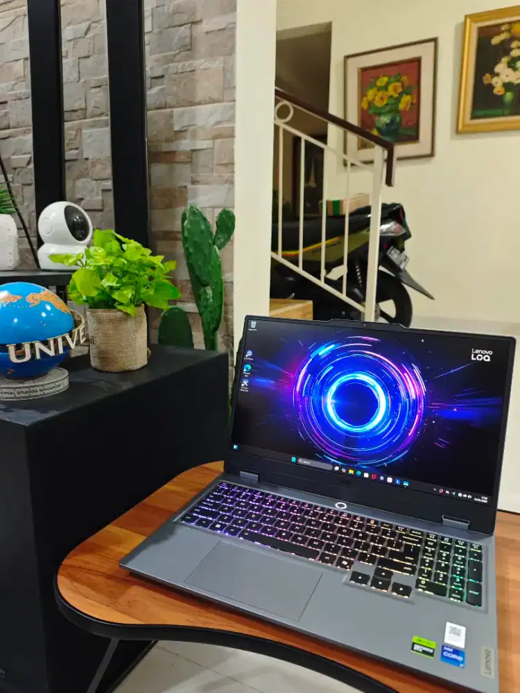 Laptop Lenovo LOQ 15IRX10 RTX5050 I7 13700HX x rog tuf msi nitro