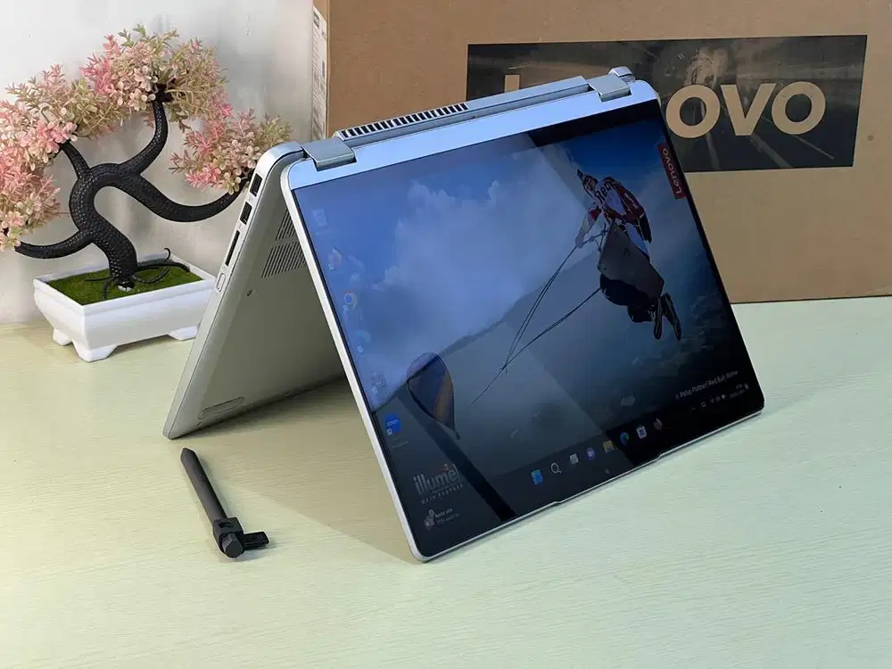 Lenovo Flex 5 2-in-1  Ryzen 3-5300U RAM 8 SSD 512 GB Fullset