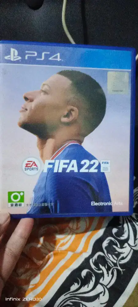 FIFA 22 PS4 BEKAS