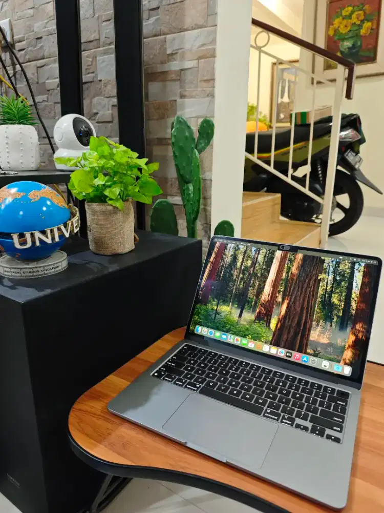 Laptop Macbook Air M3 16/256 Battery Health 98%