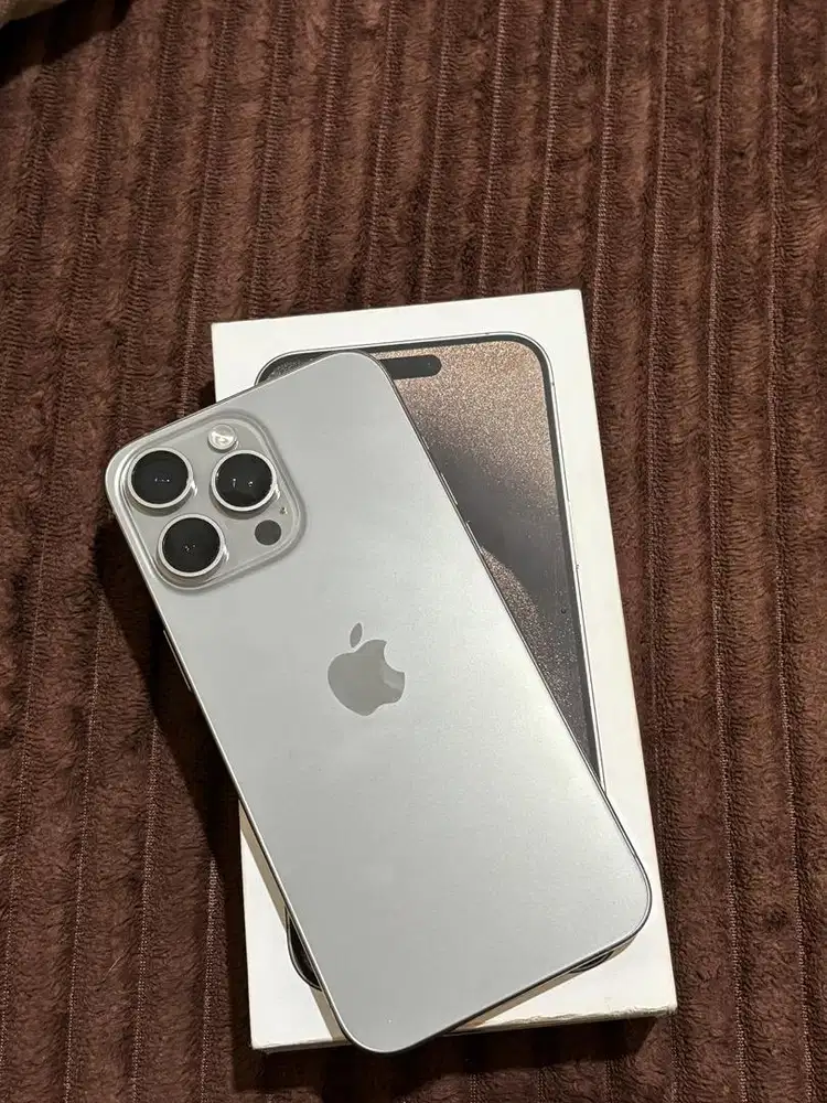 iPhone 15 Pro Max 256GB Natural Titanium | Full Box