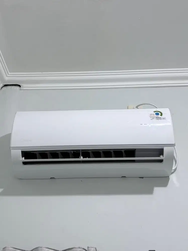 Dijual AC Midea 0.5 PK