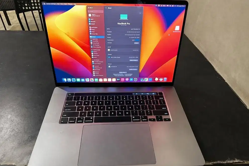 MacBook Pro 2019 (i9, 32GB, 1TB)