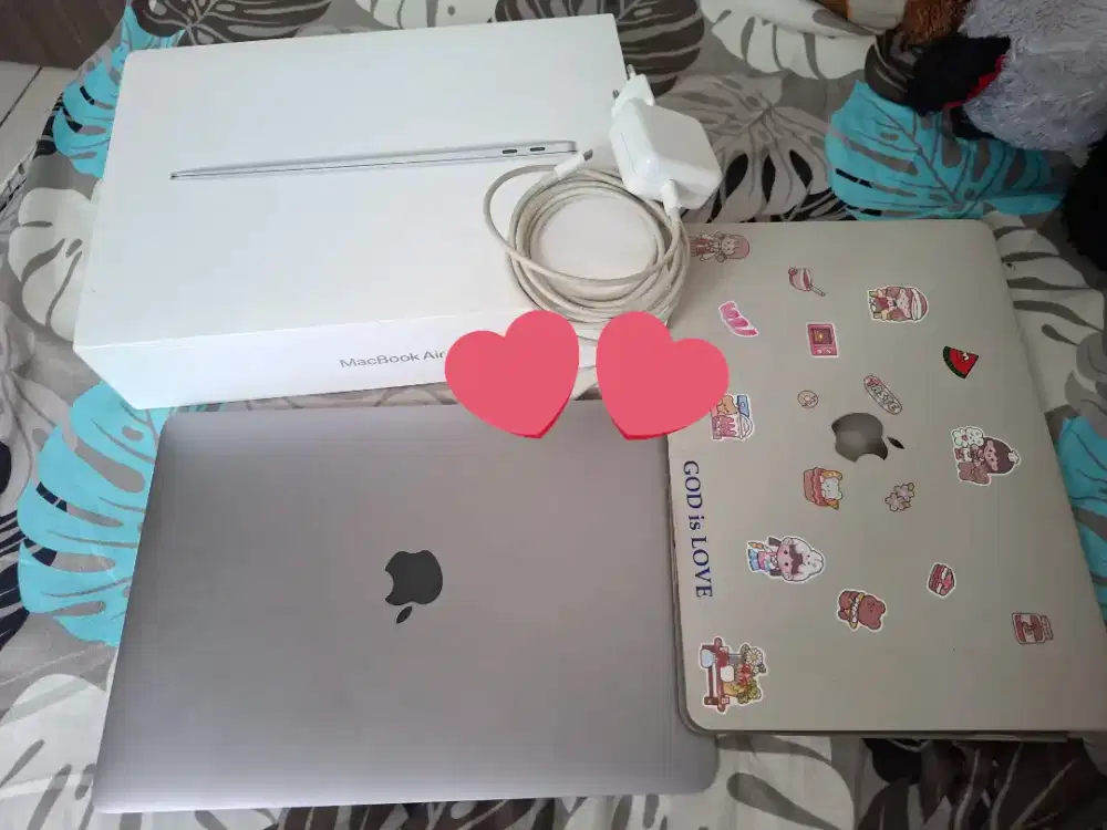 Macbook air 2018 13inch 8/128 Second