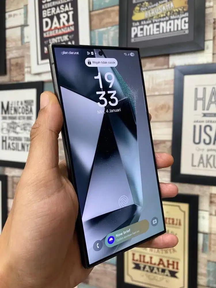 samsung S24 ultra 12/512 sein istimewa