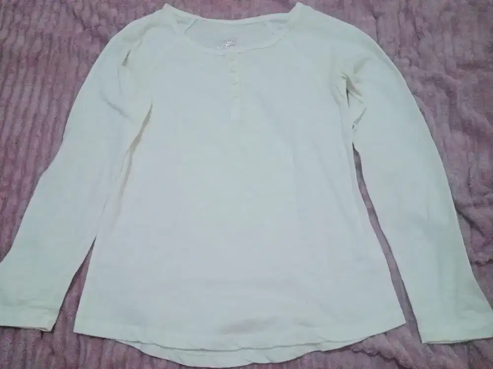 Baju putih panjang brand