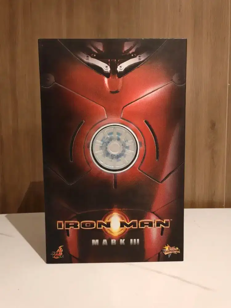 Hot Toys Iron Man Mark III figure action marvel original