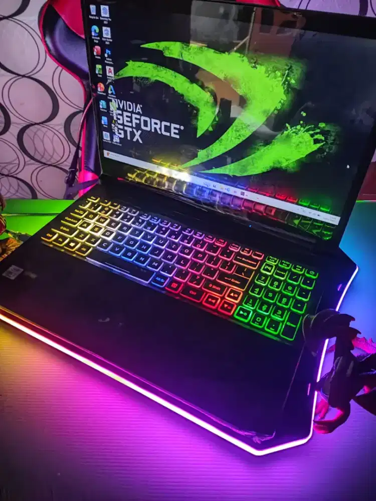 [RAM 16GB] Laptop Super Gaming Mulus Acer Nitro V i7-10750H Fulsett