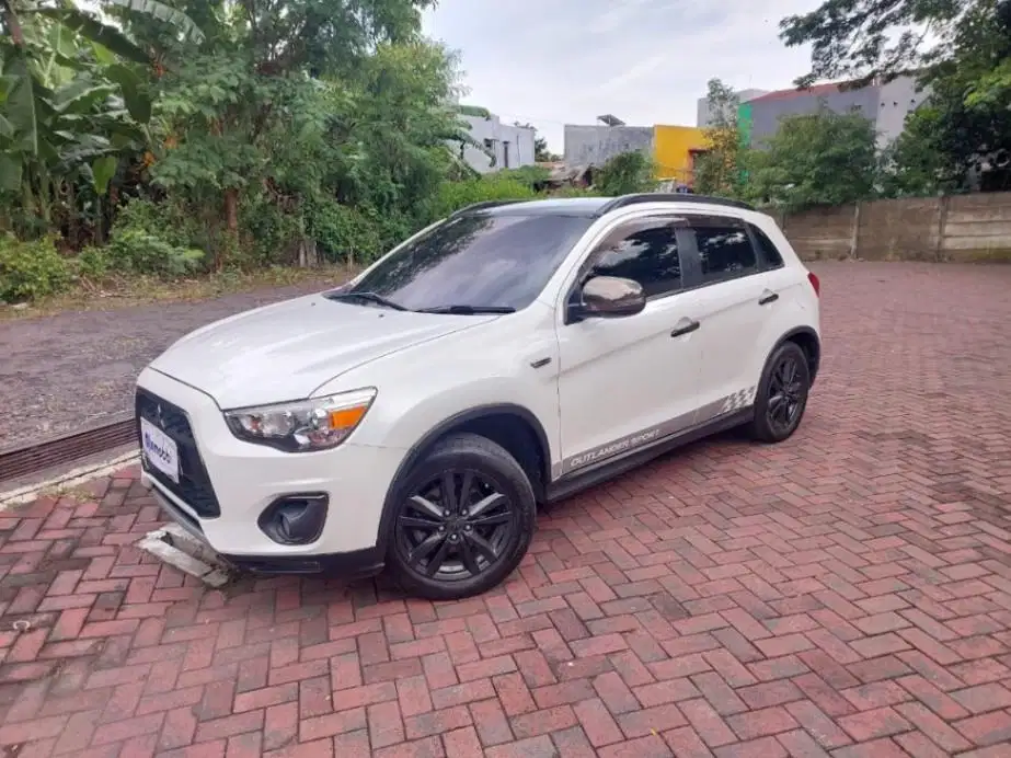 DP RENDAH Outlander Sport 2.0 PX Action Bensin Matic 2018 Putih wPX