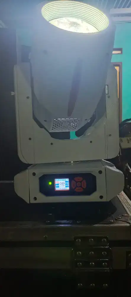 Beam 380w kaiy warna putih plus harcase 1 unit