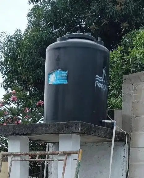 Toren penguin 520L Hitam