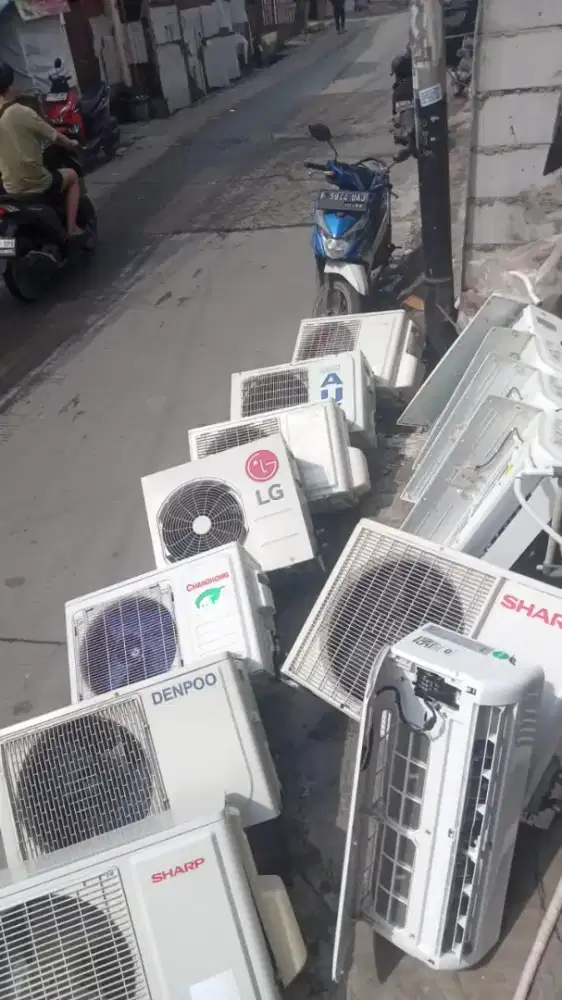 Terima ac bekas rusak