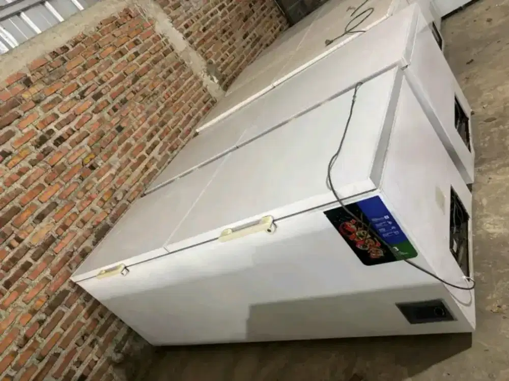 Freezer box dan showcase