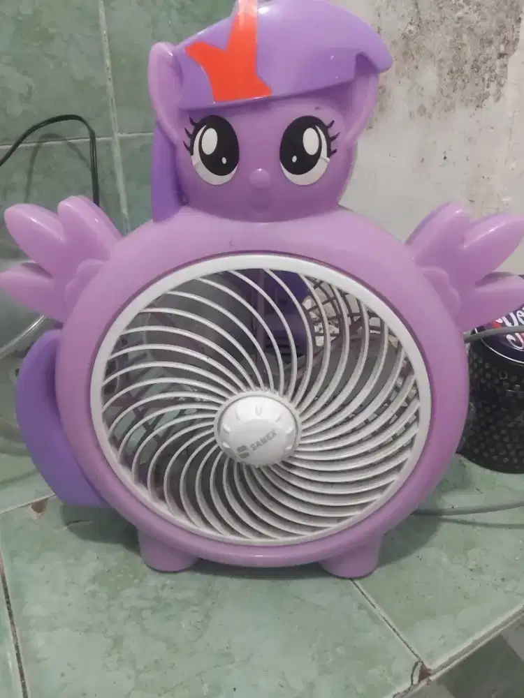 Kipas angin merk sanex