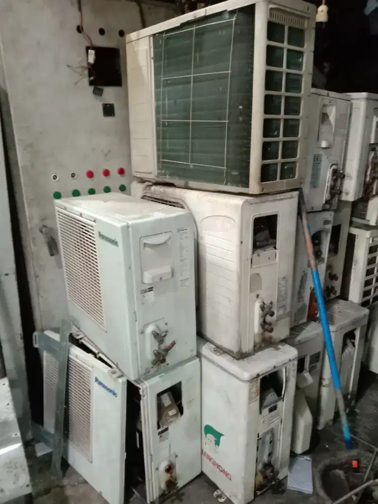 Terima ac bekas rusak