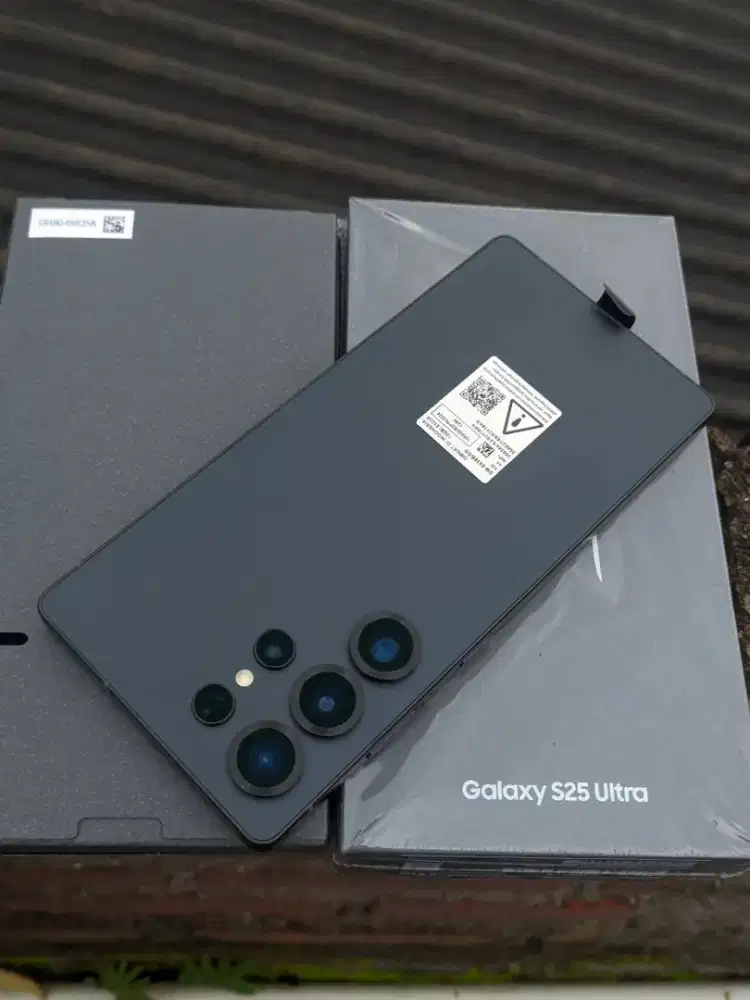 Samsung S25 ultra Ram 12/512GB Garansi resmi belum lama pake