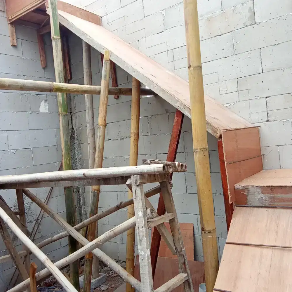 Tukang perbaikan atap bocor,dag,talang,kanopi,renopasi dll