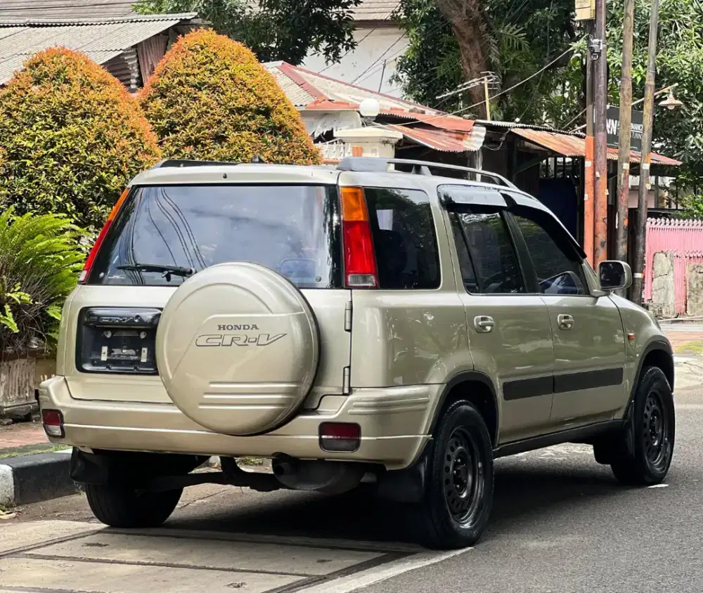 Bisa TT Motor! ISTIMEWA Honda CRV gen 1 AT Th 2001 2002