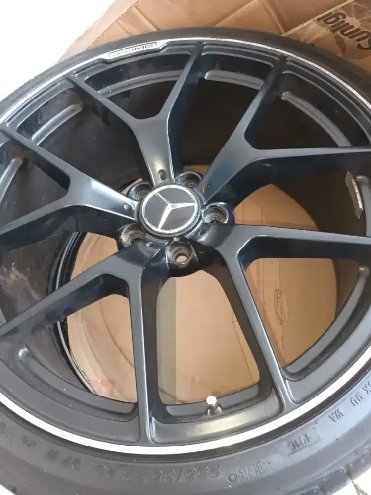 Velg AMG dan Ban Achilles R20 untuk Mercy