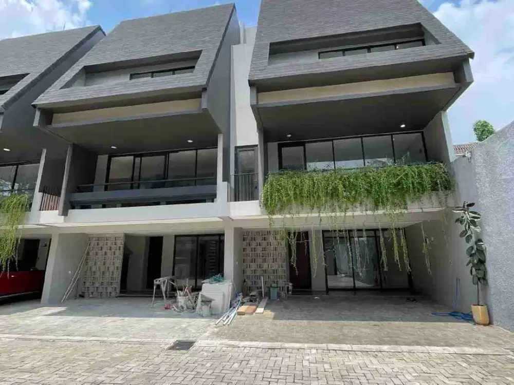 Town House Kemang Selatan Dekat Ke Kemang Raya